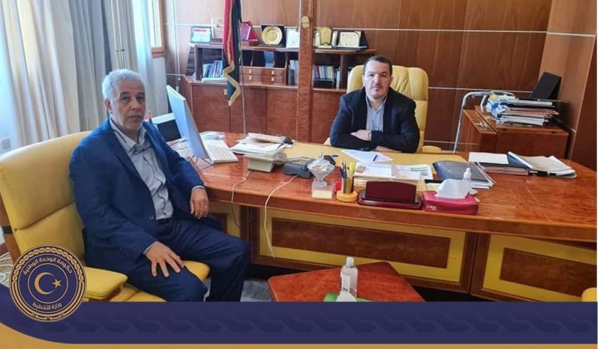وزير التخطيط يبحث أوجه التعاون في مجال تدريب الكوادر الوطنية وتأهيلها للدخول لسوق العمل