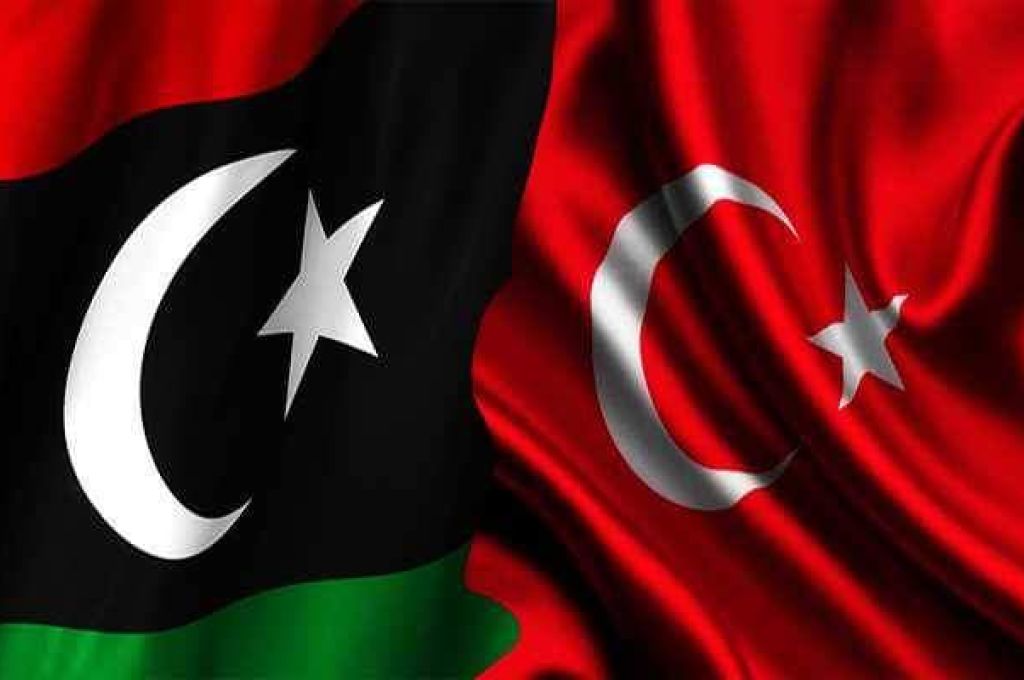بلدية أوجلة تستضيف ندوة علمية حول دور الطاقات المتجددة في مكافحة التصحر والهجرة