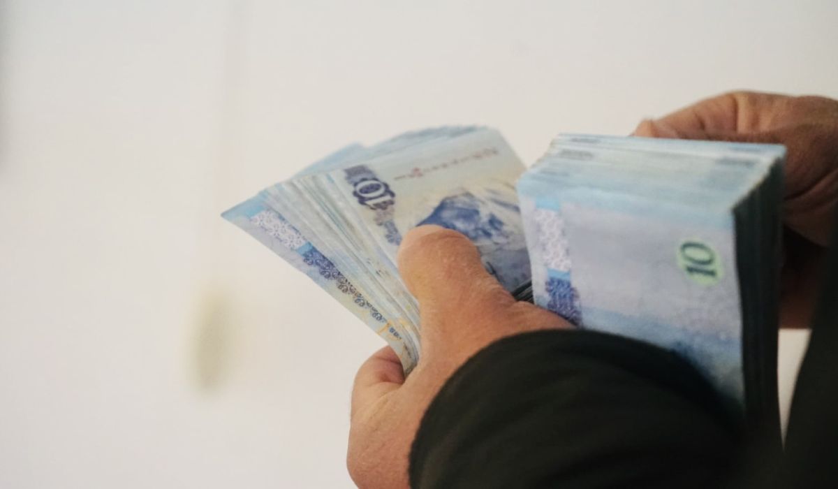 إحالة حوافظ مرتبات المتقاعدين إلى فروع الضمان الاجتماعي بالمناطق لشهري أكتوبر ونوفمبر مع الزيادات المعتمدة