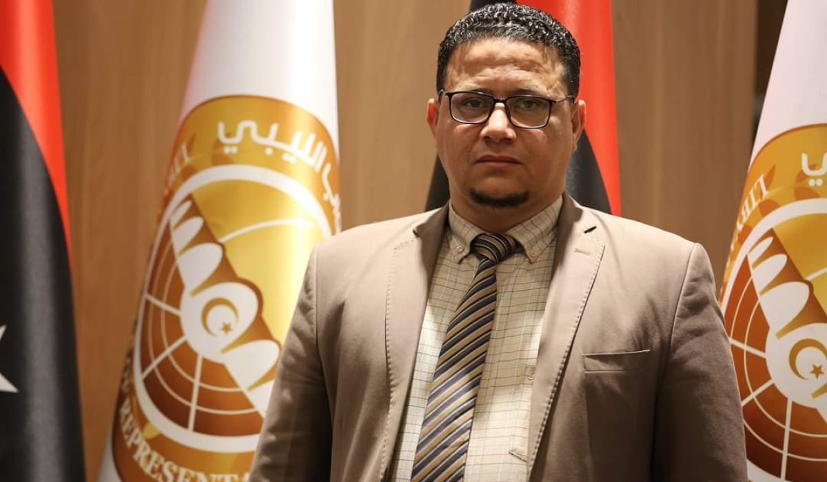 بليحق يشير إلى أن الحكومة مستمرة في أعمالها ولا علاقة للقرار بخدمات المواطن