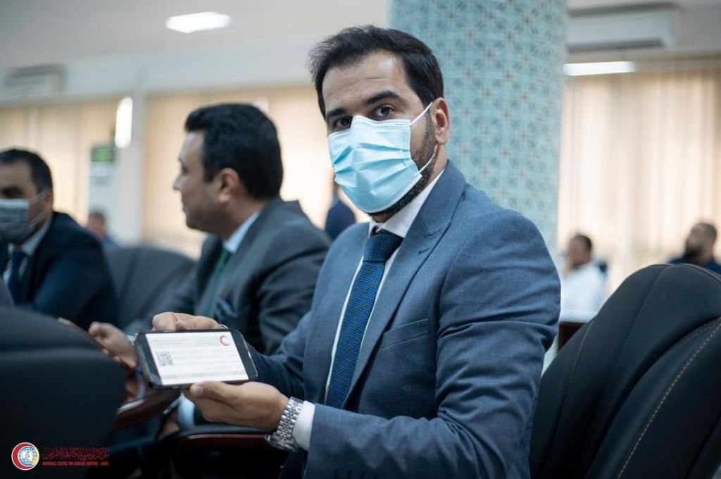 مدير عام الشركة الليبية للخدمات الأرضية يزور محطة مطار الأبرق