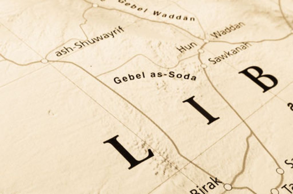 شركة الجوف النفطية تستلم طلبية مواد كيماوية بمخازنها
