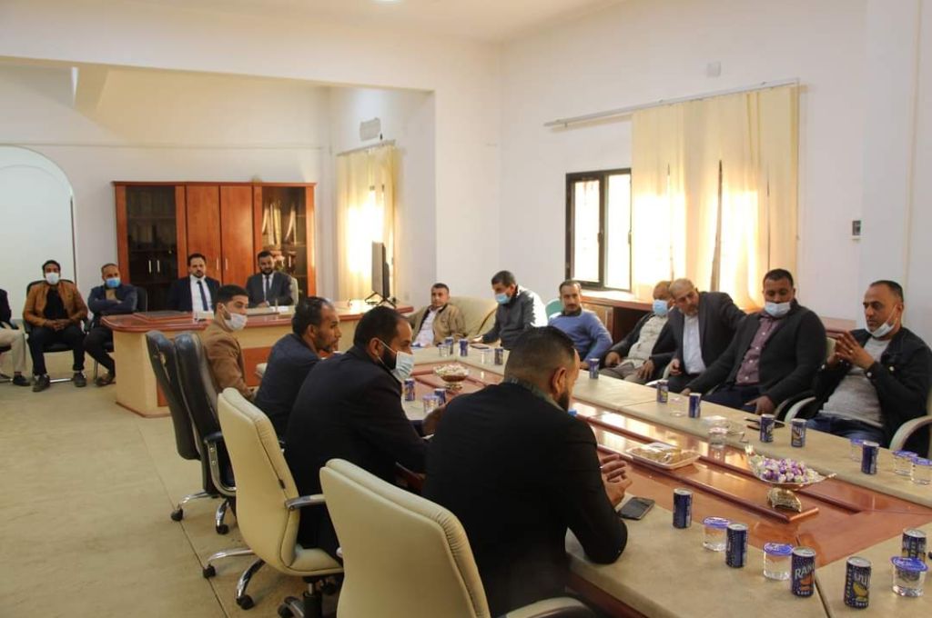 بلدي أوجلة يجتمع لحلحلة أزمة نقص غاز الطهي والدقيق بالمدينة
