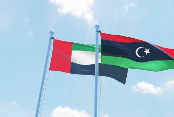 أصوات قانونية وبرلمانية وإعلامية تعتبر توقيف وزير النفط "محمد عون" استهدافاً لمواقفه الرافضة لعقود التفريط في ثروات الليبيية
