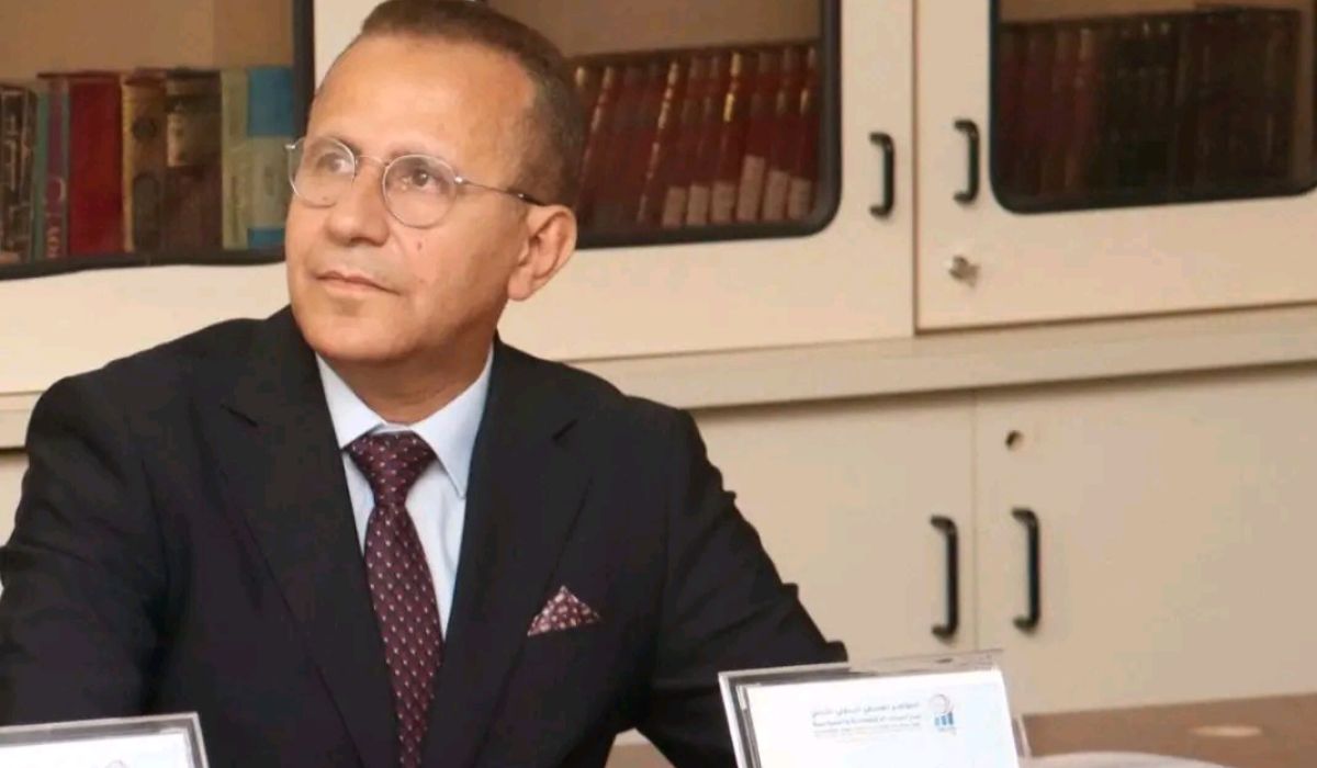 "حلمي القماطي": ضخ الدولار النقدي في ليبيا خطوة تعيد الثقة مؤقتاً.. والاستقرار مرهون بإصلاحات أعمق