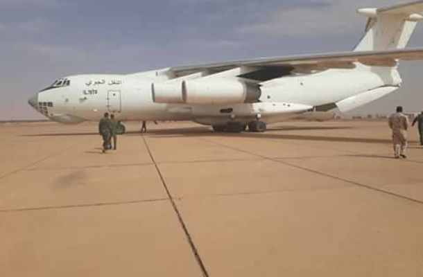رئيس لجنة إدارة جهاز تنمية وتطوير المراكز الإدارية الجديد يتسلم مهام عمله