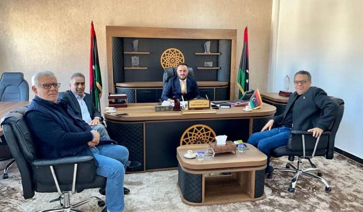 الصناعة والمعادن تجتمع مع أعضاء غرفة التجارة والصناعة والزراعة طرابلس