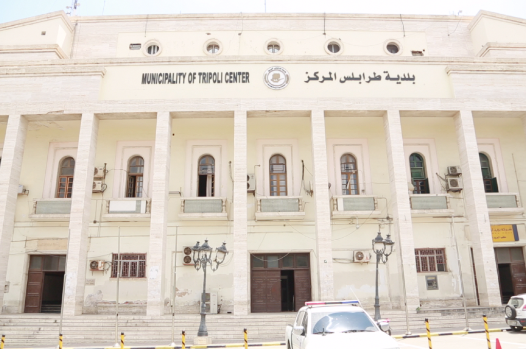 رئيس المؤسسة الليبية للاستثمار يضع الخطة المعدة لمواجهة جائحة كورونا