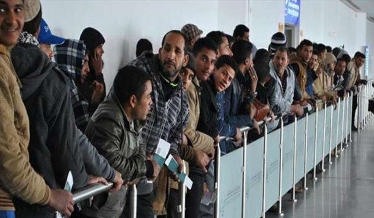 سبوتنيك: الغرفة التجارية بالقاهرة تكشف عن قيمة رواتب العمالة المصرية وموعد السفر إلى ليبيا