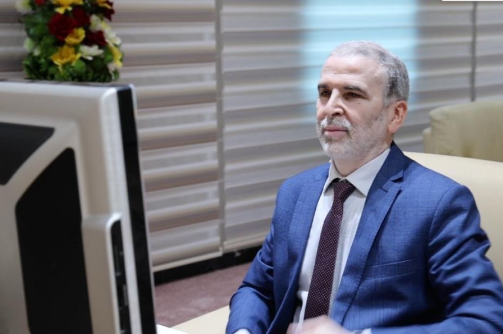رئيس المجلس التسييري لبلدية بنغازي يجتمع مع نائب رئيس اللجنة الدولية للصليب الأحمر لمناقشة المشاريع التي تقوم بها اللجنة