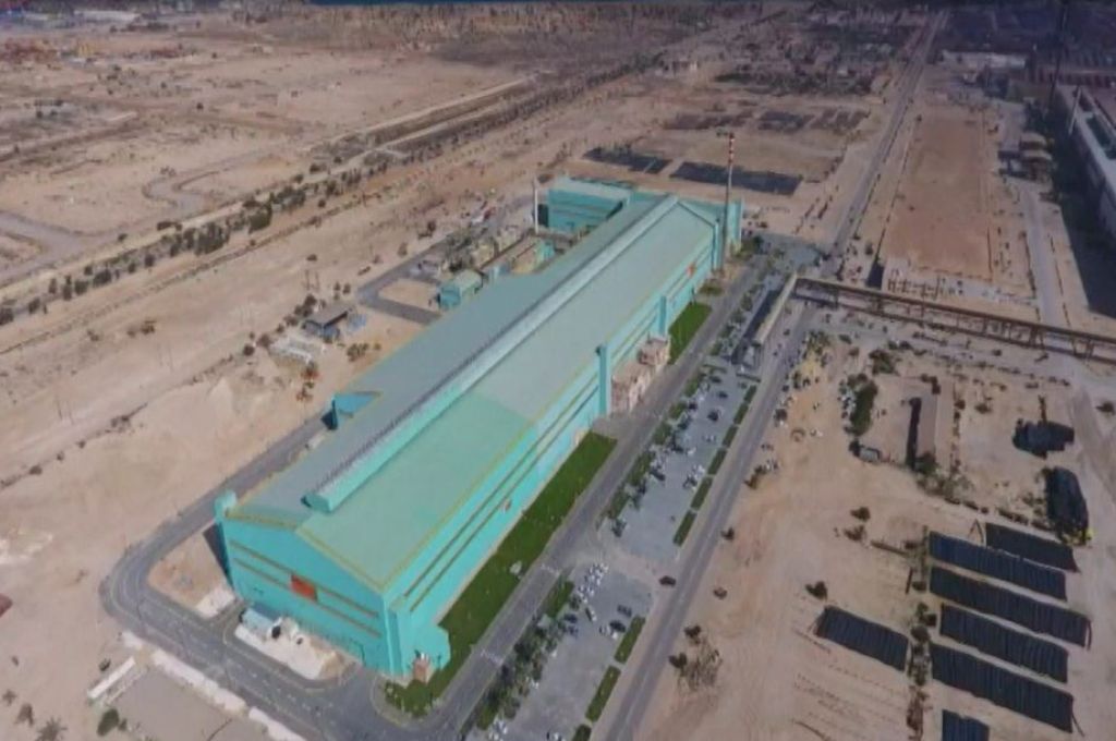 السراج يبحث مع شركة ايني الإيطالية مشاريع التنمية المكانية في مناطق عمل الشركة
