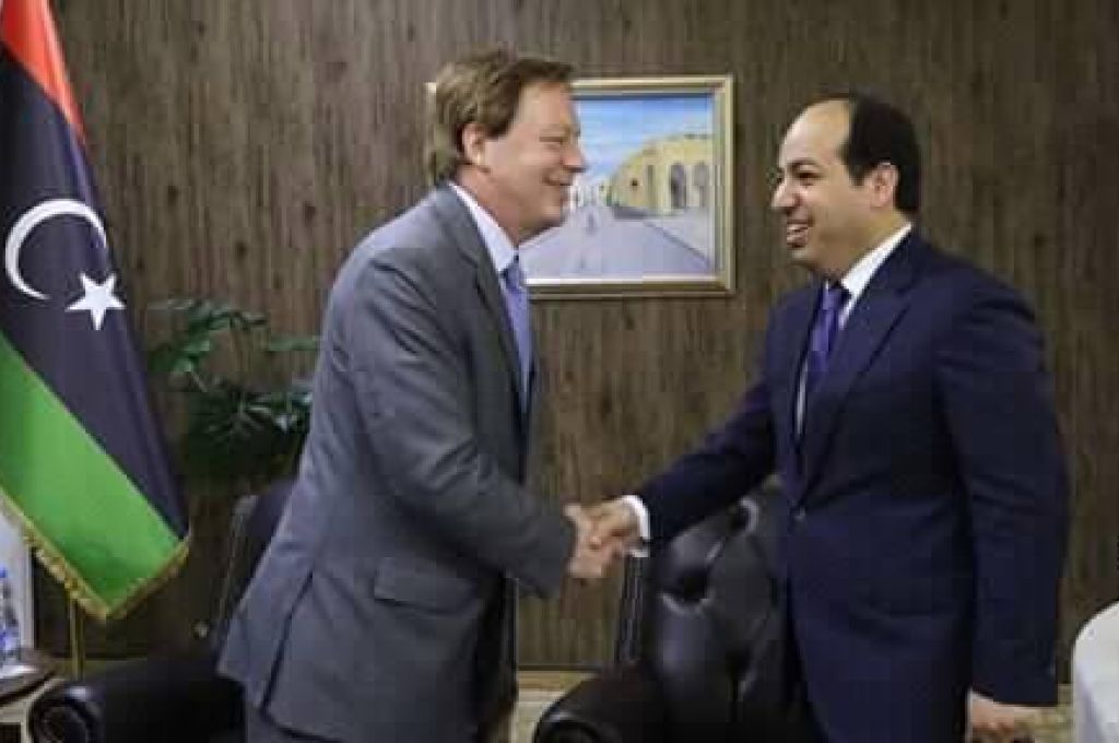 معيتيق يناقش مع مسؤولي جهاز النهر والأجهزة الأمنية الاختراقات التي أدت لتوقف ضخ المياه في بعض المناطق
