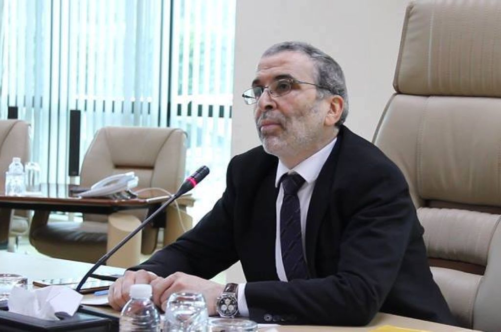 الثني يخصص قرابة 20 مليون دينار لتنفيذ عدد من الطرق ببلدية طبرق