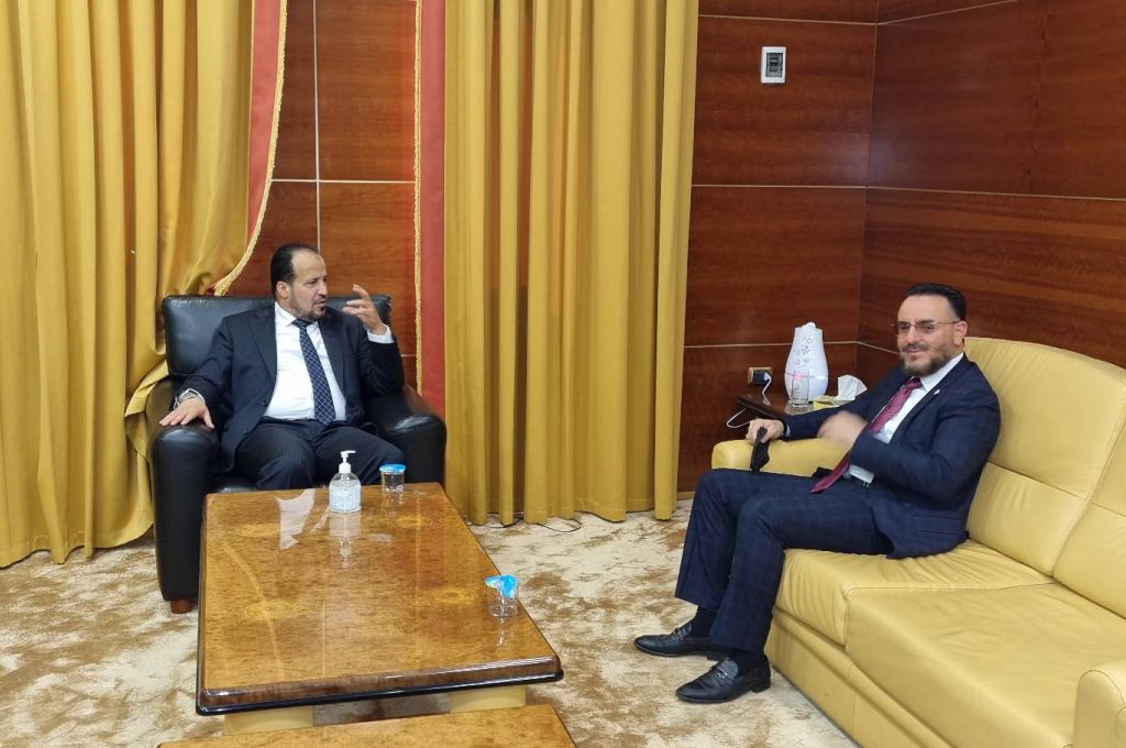 شكشك يجتمع مع وزيرة الشؤون الاجتماعية لمناقشة خطة استكمال مشروعاتها والشروع في برامج تدريبية مشتركة