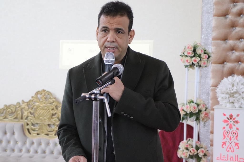 وزير الصحة يبحث مع إدارتي الطوارئ الصحية والمشروعات كيفية رفع جاهزية مراكز العزل والفلترة