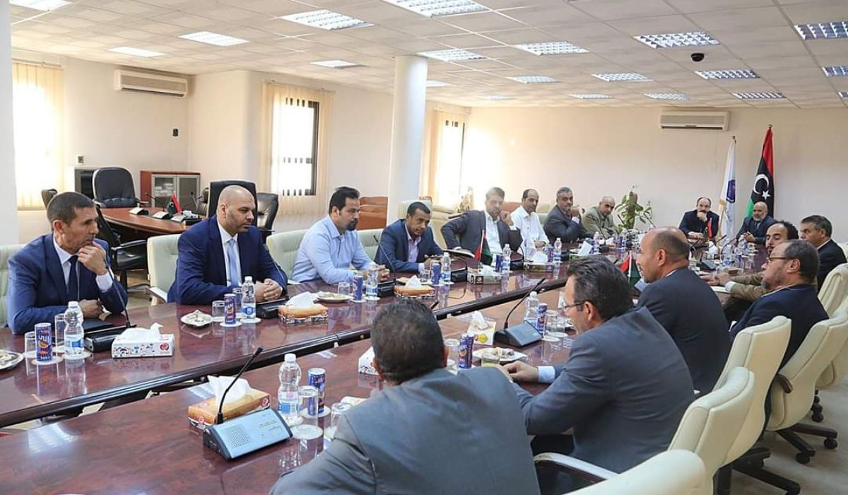 العامة للكهرباء توقع مذكرة تفاهم مع جهاز الطاقة المتجددة