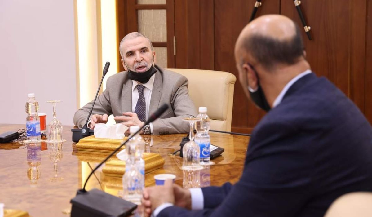 صنع الله يبحث مع مسؤولي الخليج العربي زيادة معدلات الإنتاج وتوفير الكهرباء للشركة