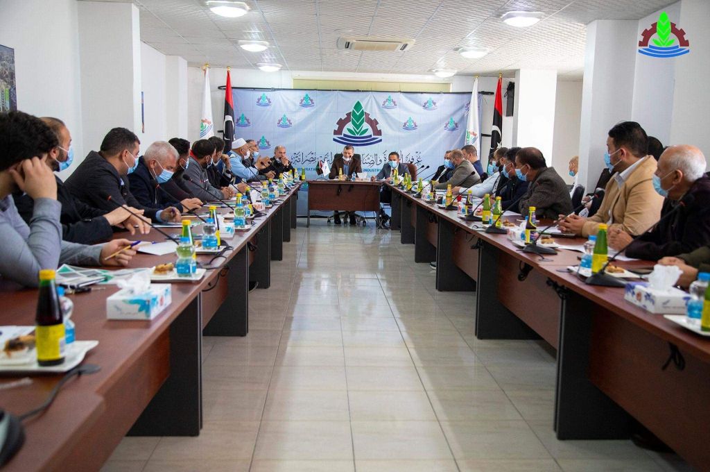 واشنطن بوست : المخابرات الأمريكية تكشف عن مكالمة سرية بين ترامب و خليفة حفتر