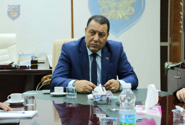 خاص.. "صدى" تنفرد بنشر وثائق تثبت تزوير مدير مكتب جهاز الإسكان بالجبل الغربي شهادته .. وهذه التفاصيل