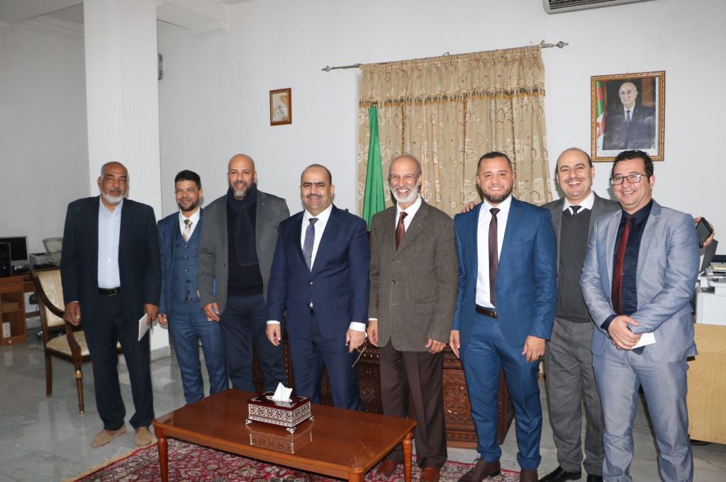 مؤسسة النفط تصدر بياناً بشأن تأخر الحكومة في اعتماد قرار زيادة المرتبات الأساسية للعاملين بالقطاع بنسبة 67 %