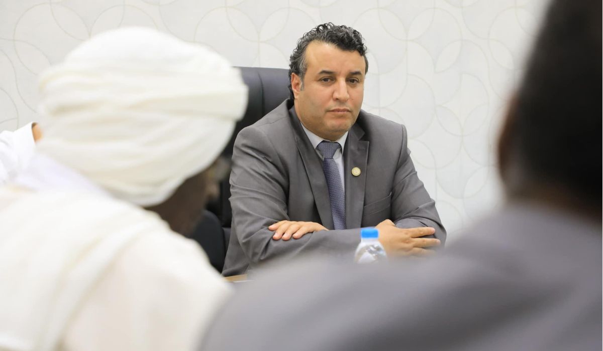 وزير الدولة لشؤون المهجرين يترأس اجتماع اللجنة المختصة بملف مهجري مدينة مرزق