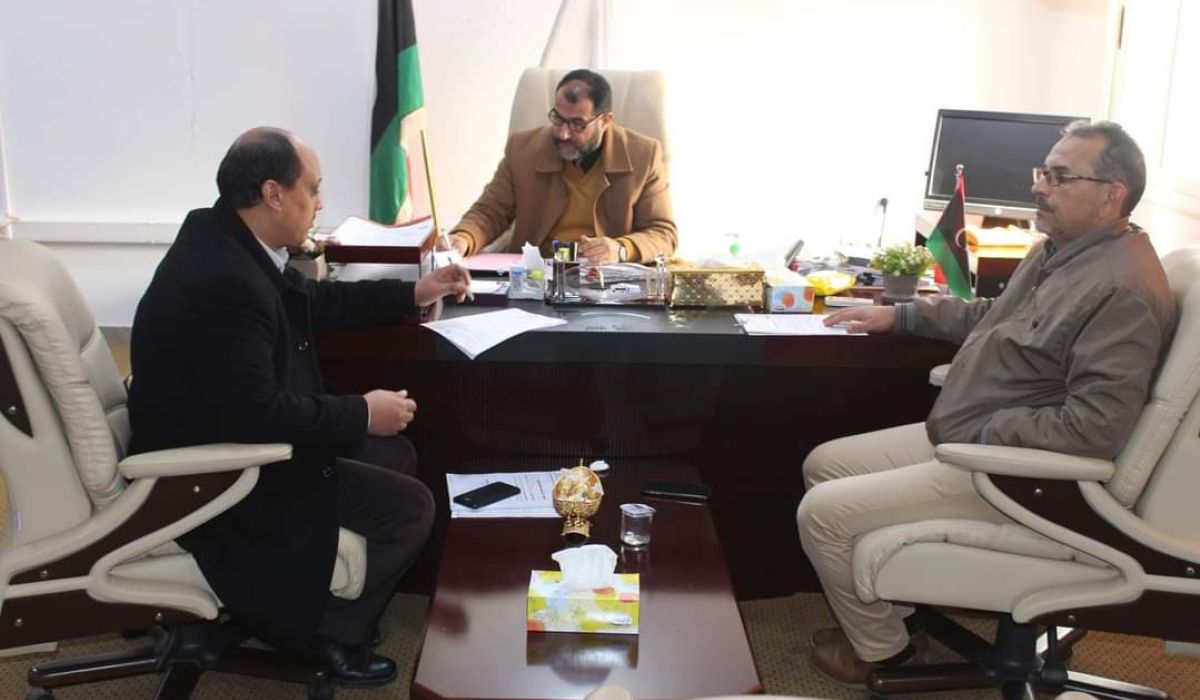 "الحاسي" يبحث مع مدير الإدارة العامة للرقابة على الوزارات المراحل الأخيرة للتجهيز للتقرير السنوي 2020م