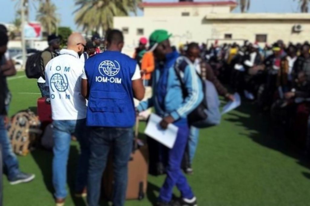 ضبط حاوية تحتوي على 9588 زجاجة خمر بميناء مصراتة البحري