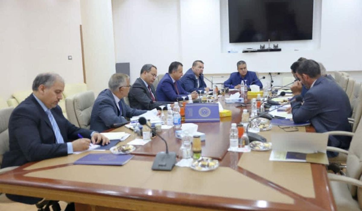 لجنة المالية بمجلس النواب تجري اجتماعاً مع عدد من المسؤولين بشأن الميزانية الطارئة للمؤسسة الوطنية للنفط
