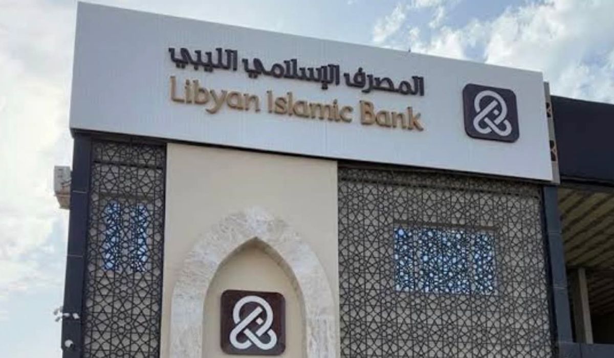 عدد من أصحاب الشركات المودعة أموالها بالإسلامي لصدى: لم نتمكن من سحب أموالنا من المصرف مع تردي أوضاعه في مستوى الخدمات 