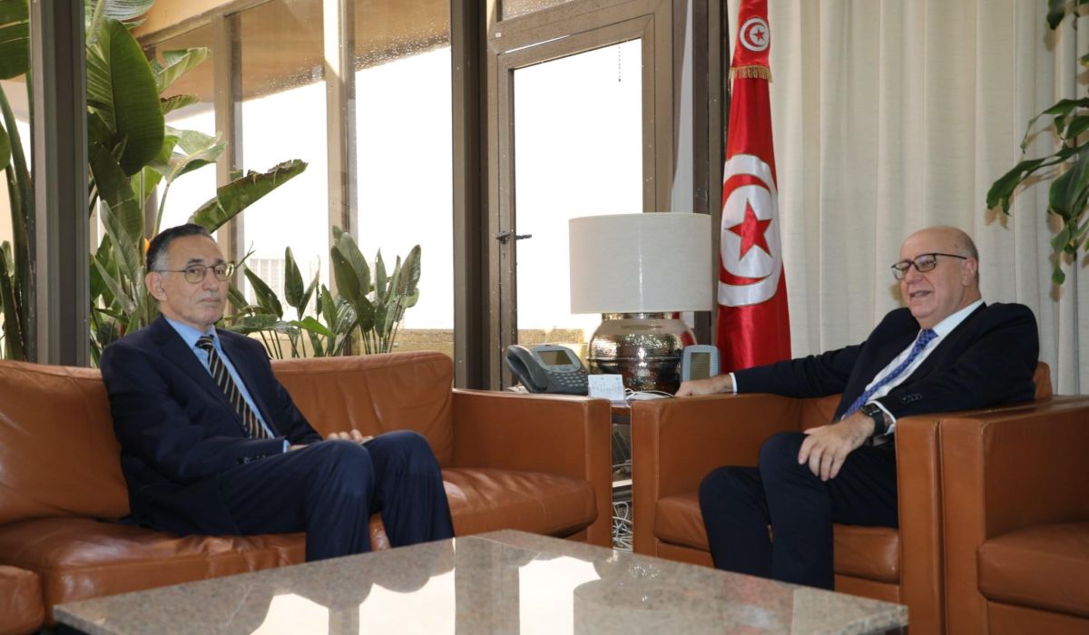 الحويج يلتقي محافظ المصرف المركزي التونسي لبحث أوجه دعم القطاع الخاص في البلدين