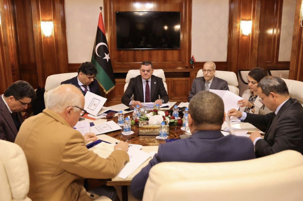 الجزائر على اتصالات مع ليبيا لإستمرار صفقة توليد الكهرباء