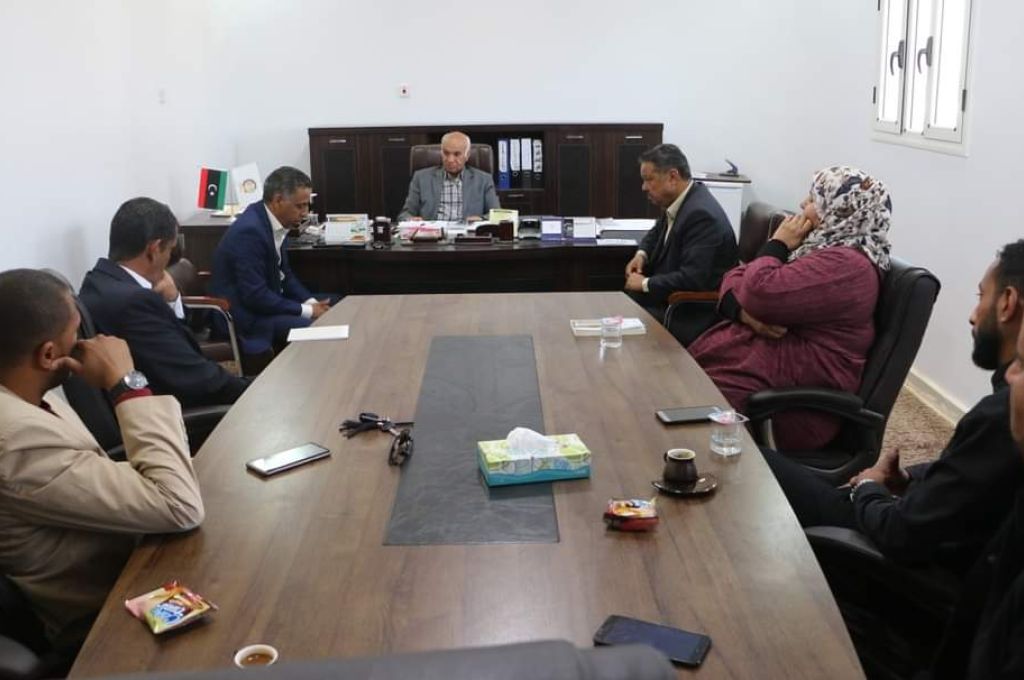 وزير العمل والتأهيل يستقبل نائب رئيس وكالة الأمم المتحدة للهجرة في ليبيا