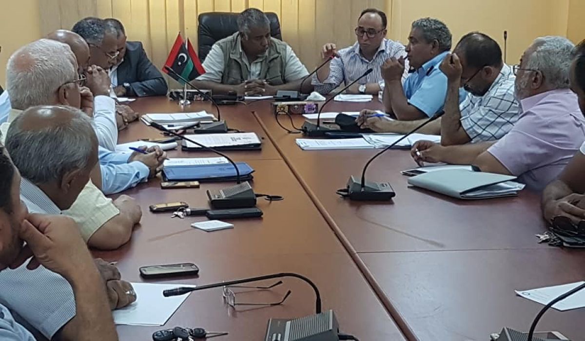 لجنة الأزمة المشكلة من الرئاسي ستشرع في توزيع 400 طن يوميا من الدقيق على كافة المدن