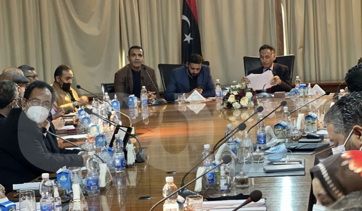 خاص.. اجتماع هام ما بين الحويج ومسؤولي المصارف