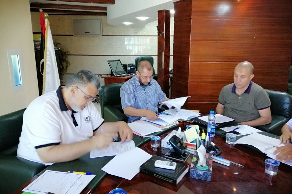 محاسبة البيضاء تعلن ضبط صكوك مزورة على حساب وزارة عمل الوفاق بقيمة 2.74 مليون دينار