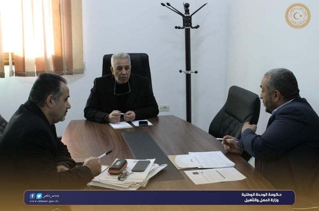 صيانة محطة تحلية المياه إلى جانب عدد من الطرق الرئيسية محور اجتماع الدبيبة مع عضوي مجلس النواب عن مدينة طبرق
