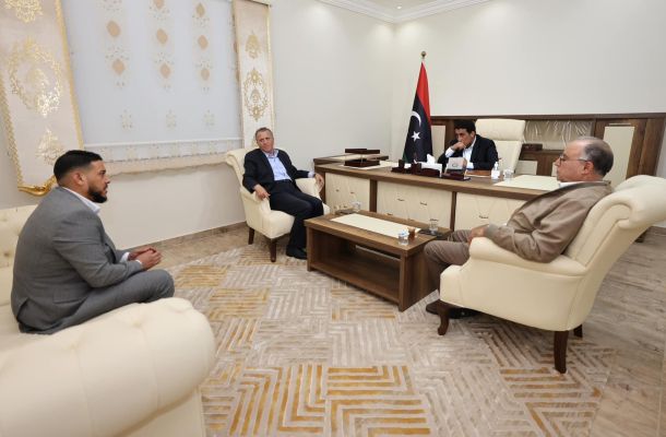 "عون" يبحث أهم المشاريع التي قامت الشركة العامة لنقل وتوزيع الغاز بتنفيذها