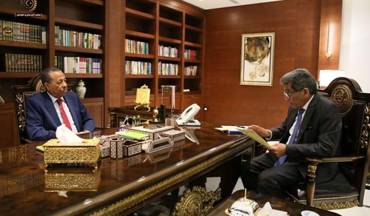 مجلس وزراء المؤقتة يتابع سير عمل لجنة أزمة الوقود