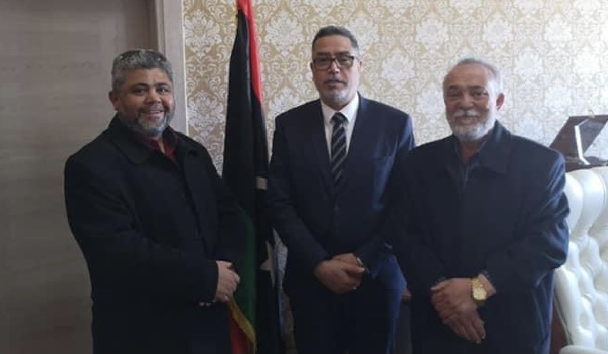 ضمنها اعداد الخطط لتوفير المواد الغذائية والتأكيد على توفر الدقيق .. اجتماع يناقش احتياجات المواطن على طاولة اقتصاد الوفاق