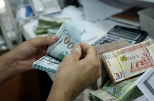 خاص.. المركزي يعمم على المصارف مهام شركات ومكاتب الصرافة المعتمدة من قبله