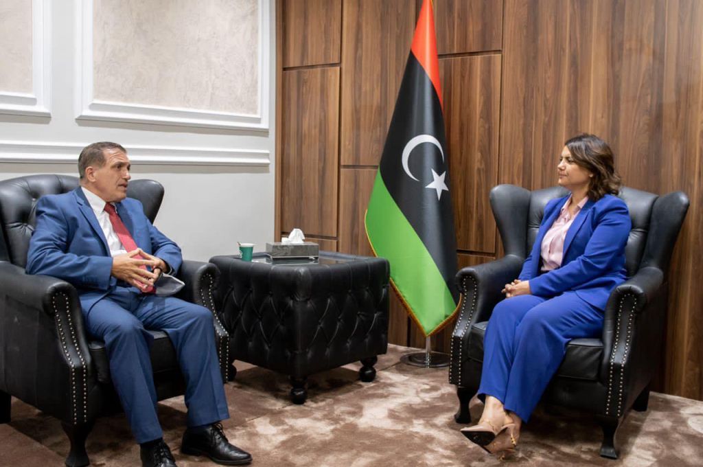 الصناعة والمعادن تعيد تشغيل مصنع الأكسجين والذي سينتج نحو مئتي أسطوانة