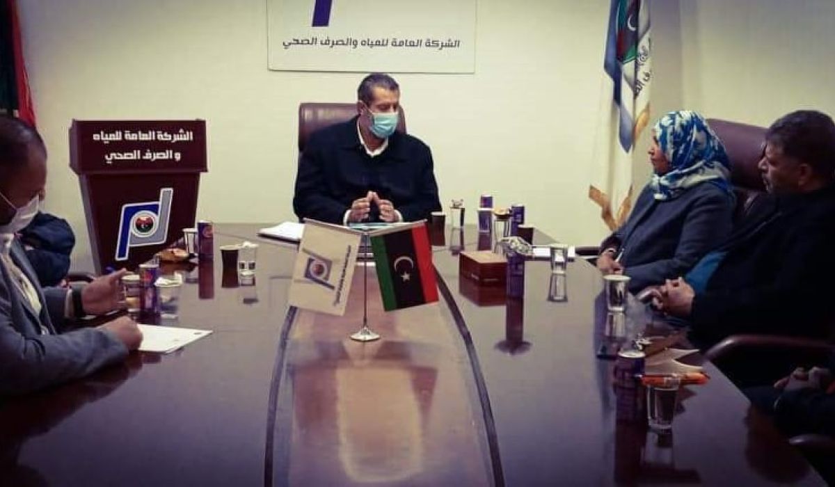 شركة المياه والصرف الصحي تجتمع مع إدارة التشغيل والصيانة بالجنوب