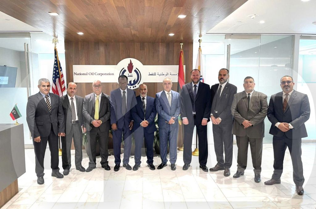 خاص.. فريق السيولة بالمركزي يفصح عن تسليم 15 مليون لفروع شمال أفريقيا بالجنوب