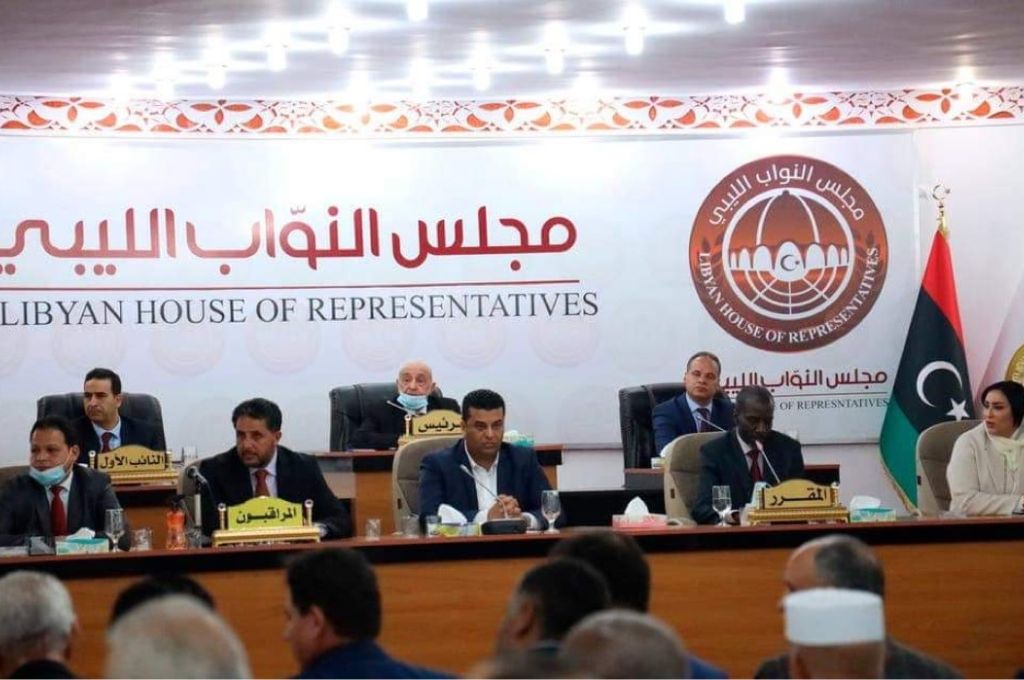 وفد حكومي يبحث تسهيل الحركة بمعبر رأس جدير