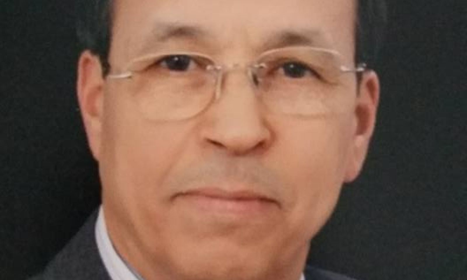 الفيتوري : المركزي يتحمل المسؤولية في أزمة السيولة وتدني قيمة الدينار