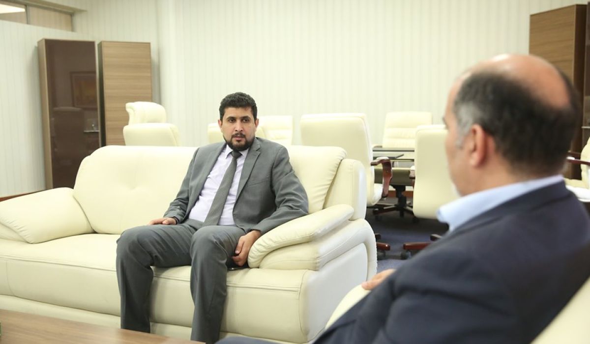 كاجمان يناقش مع وزير المالية آلية معالجة ديون المرتبات المتأخرة وإعادة جدولتها