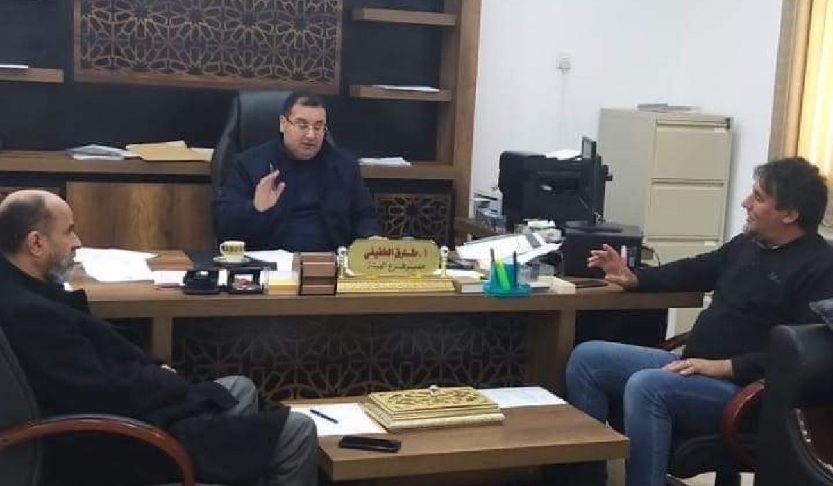 مدير مكتب مخازن فرع مصلحة المرافق التعليمية بنغازي يؤكد وصول أول دفعة من الكتاب المدرسي بمخازن المدينة