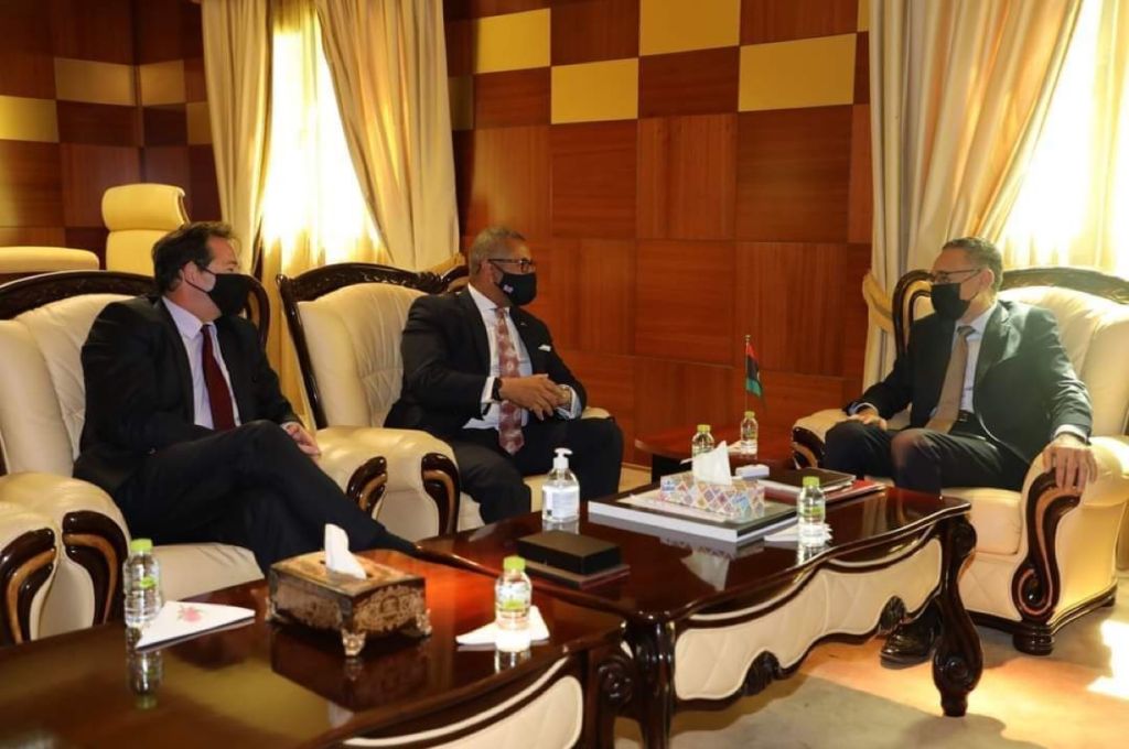 الدبيبة يجتمع مع وفداً من مدينة غريان لمناقشة عدة مواضيع