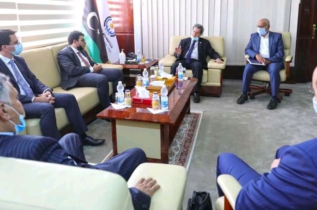 بعد توقفها لسنوات .. وزير الصحة يفتتح عدداً من الأقسام التابعة لمستشفى مصراتة الطبي لتعود إلى العمل مجدداً