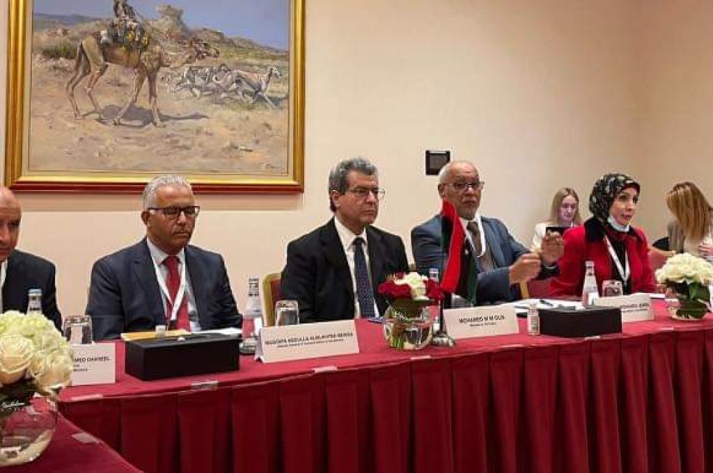 مكتب مكافحة الفساد يناقش عدة مواضيع ببلدية المشاشية